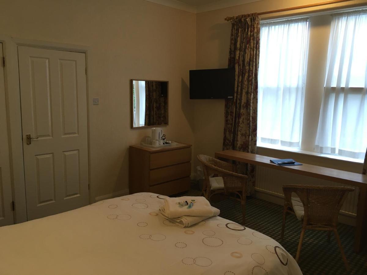 The Hawthornes Licensed Guest House Knottingly Exterior foto